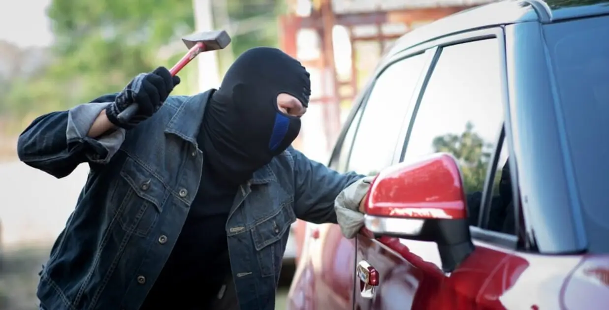 Will renters insurance cover car theft